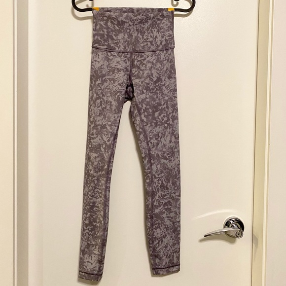 Lululemon / Wunder Train 25” / US 2 / Like New - Picture 3 of 6